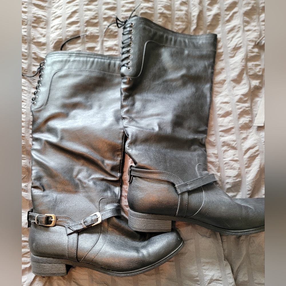 Women's boots